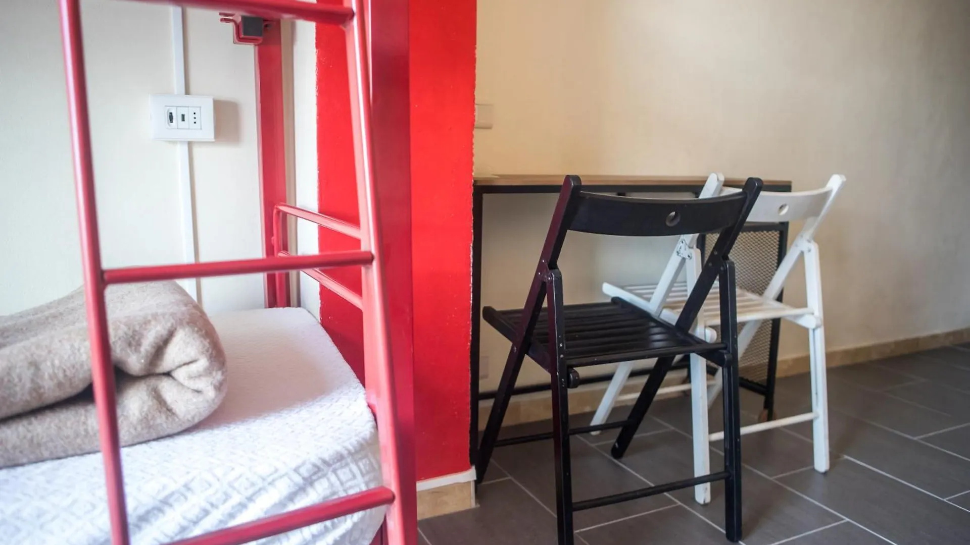 Lake Como Hostel Menaggio