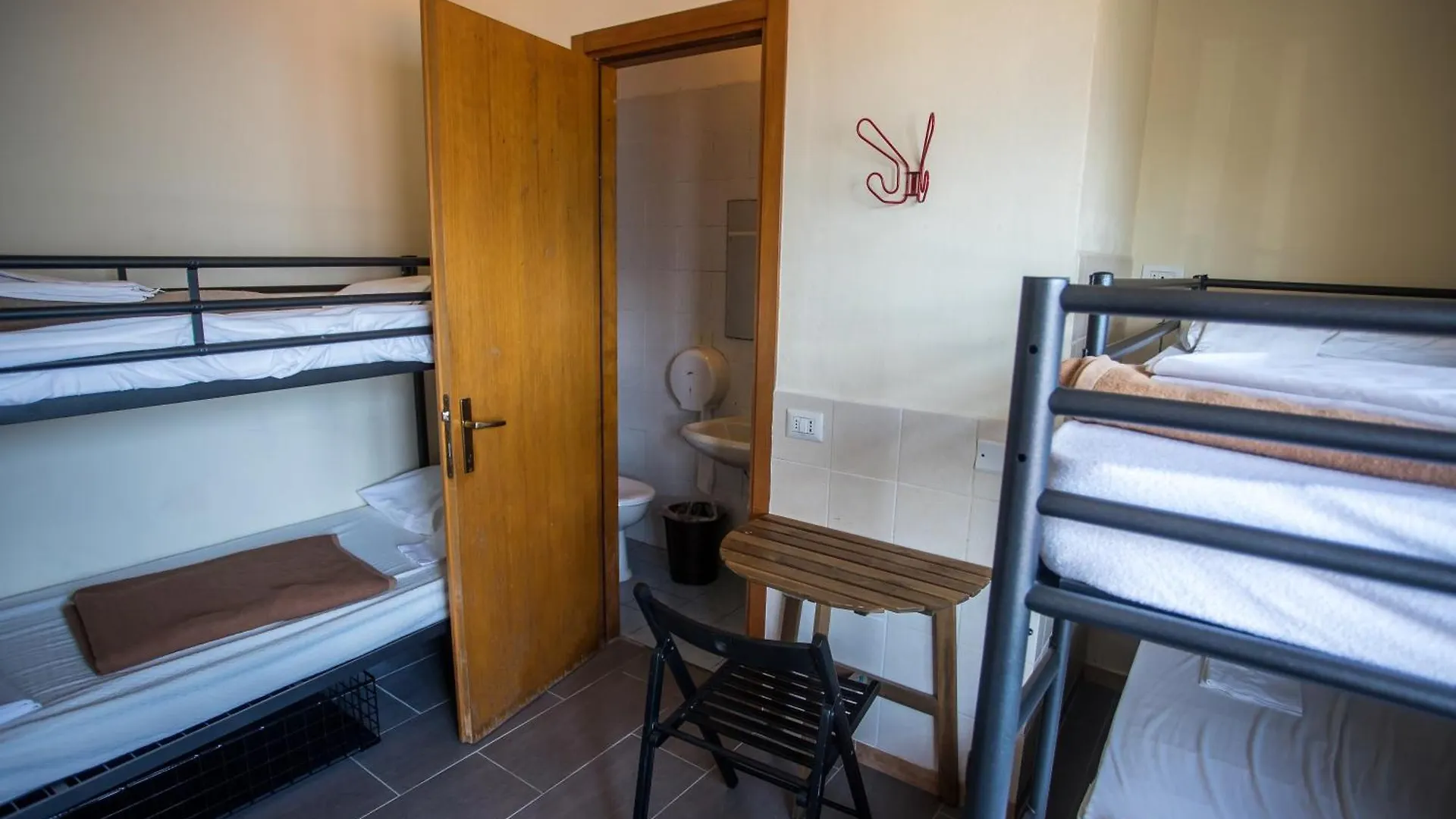 Lake Como Hostel Menaggio